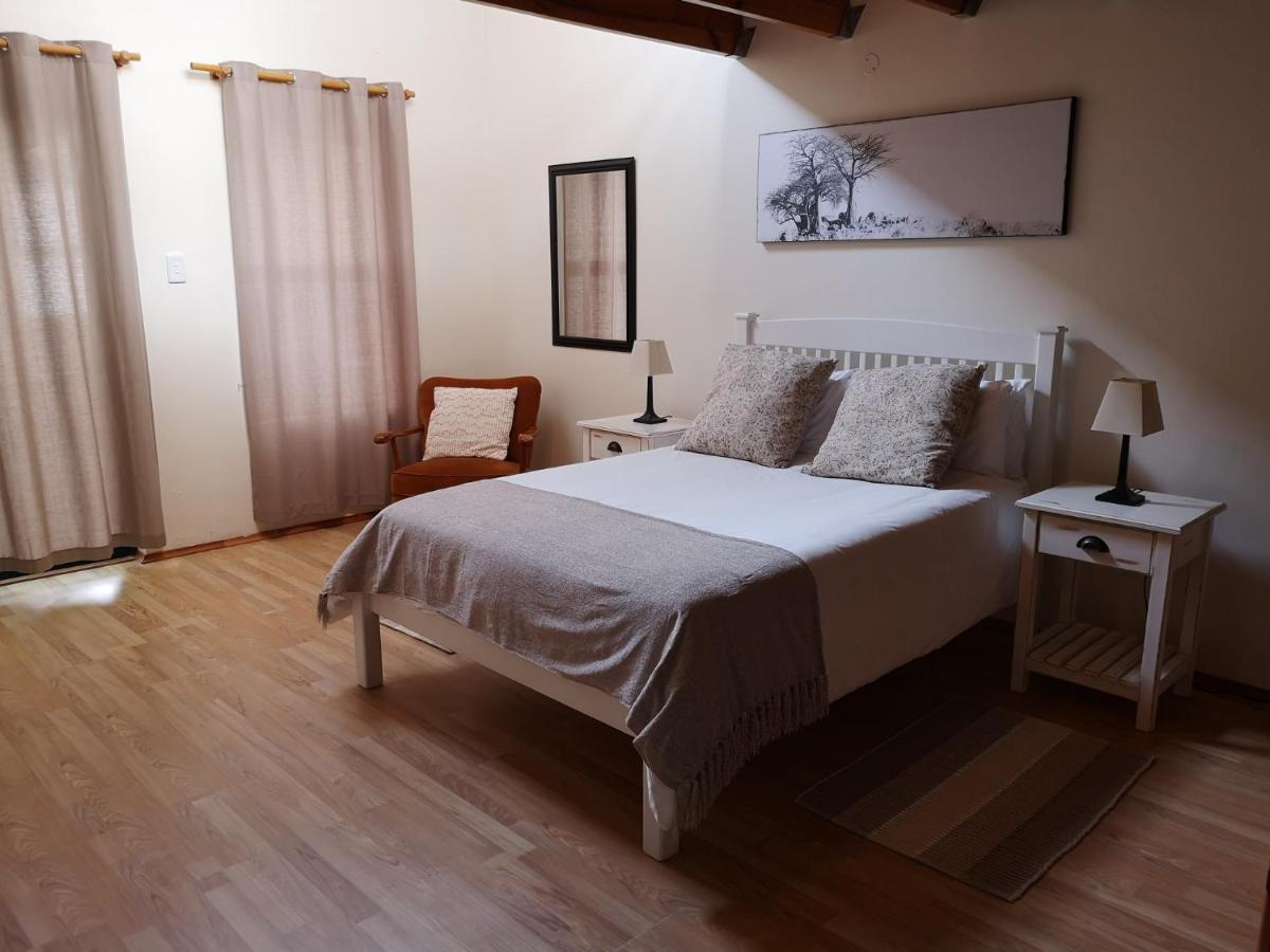 Tortoise Trail Lodge ランゲバーン エクステリア 写真